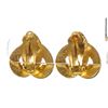 Image 3 : Chanel Gold CC Logo Heart Clip On Earrings
