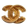 Image 3 : Chanel Gold Quilted CC Logo Brooch