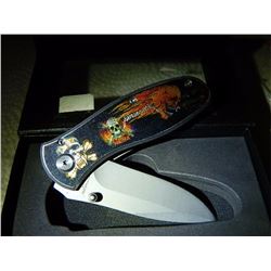 NEW FOLDING KNIFE WITH SKULL IMAGE