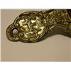 Image 4 : VINTAGE TEA STRAINER - MIMAGE OF COUPLE AT TABLE - small dint