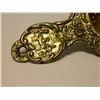 Image 5 : VINTAGE TEA STRAINER - MIMAGE OF COUPLE AT TABLE - small dint