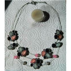 NECKLACE - FLOATING GEMSTONES - FLOWERS