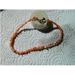 NECKLACE - CHOKER - CORAL