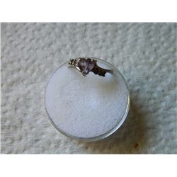 RING - HEART FACETED AMETHYST IN 925 STERLING SILVER SETTING - STAMPED 925 & HALLMARK RSE - missing 