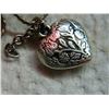 Image 2 : ETCHED DESIGNED HEART PENDANT ON CHAIN