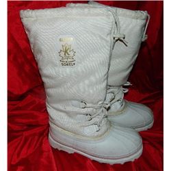 LADIES WINTER BOOTS - SOREL KAUFMAN - SZ 6 - MADE IN CANADA  - PREVIOUSLY USED BUT IN REALLY GOOD CO