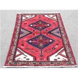 Beautiful Fine Quality Hand Woven Persian Hamadan