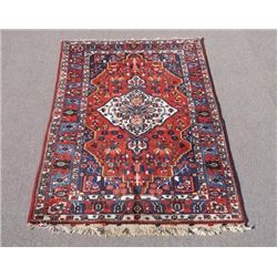 Beautiful Finely Detailed Semi Antique Persian Bakhtiari Rug