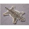 Image 2 : Modern Stylish Hand-Tufted Leopard Skin Shape Wool Rug 2x3