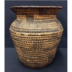 Early Pima Willow Basket