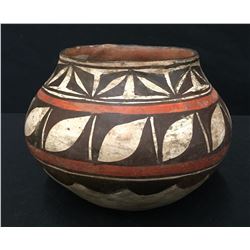 Old Zuni Pottery Vessel Circa 1920s - 40s