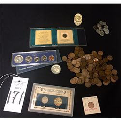 Hundreds of Vintage US Coins