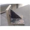 Image 2 : 6" x 6" x 6" Right Angle Plate