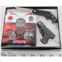 TWO GUN STYLE KNIVES KEYCHAIN SOLD WITH