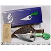 Image 1 : NEW 7" BONE COLLECTOR SKINNING KNIFE WITH