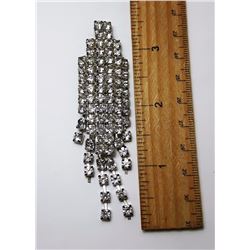 #21 - VINTAGE CLEAR RHINESTONE BROOCH