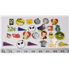 Image 1 : LOT OF 25 ASSORTED WALT DISNEY COLLECTOR TRADING