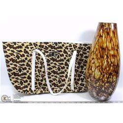 LARGE ART GLASS VASE WITH LARGE LEOPARD STYLE