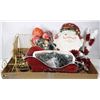Image 1 : X-LARGE FLAT OF CHRISTMAS DECOR.