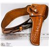 Image 1 : LEATHER HOLSTER.