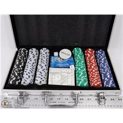 300 PIECE HEAVY CLAY CHIP POKER SET IN METAL