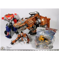 LOT OF TRANSFORMERS TOYS