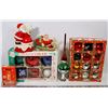 Image 1 : VINTAGE CHRISTMAS LOT INCL TREE TOPPER, DECOR AND