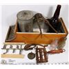 Image 1 : OAK FILING DRAWER WITH VINTAGE ICE CREAM MAKER,