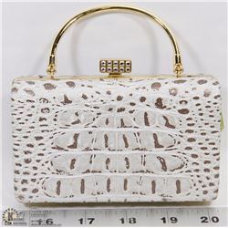 EVENING PURSE WITH ARM STRAP