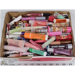FLAT OF ASSORTED FLAVOUR LIP BALMS