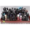 Image 1 : FLAT OF ASSORTED NAIL POLISH INCLUDING OPI