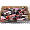 Image 1 : FLAT OF ASSORTED LIPSTICKS