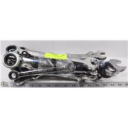 FULL SET OF GEAR WRENCHES.