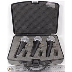 CASE WITH 3 MICROPHONES.