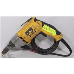 DEWALT DW268 VERSA CLUTCH SCREWDRIVER