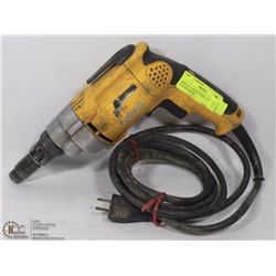 DEWALT DW268 VERSA CLUTCH SCREWDRIVER