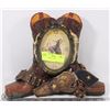 Image 1 : COWBOY BOOT CLOCK.