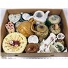 Image 1 : ESTATE FLAT OF TEAPOTS ETC