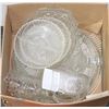 Image 1 : 20) LOT OF 10 ASSORTED PIECES OF GLASS, SOME
