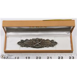 GERMAN WWII CLOSE COMBAT BADGE WITH BOX MARKED