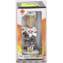 TEAM CANADA BOBBLE HEAD – NIEUWENDYK