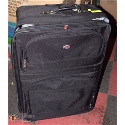 LARGE 31” AMERICAN TOURISTER EXTENSIBLES