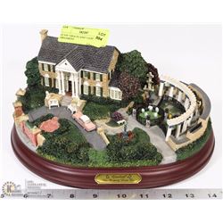 ELVIS "GRACELAND" LIGHT UP ORNAMENT.