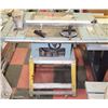 Image 1 : DELTA TABLE SAW