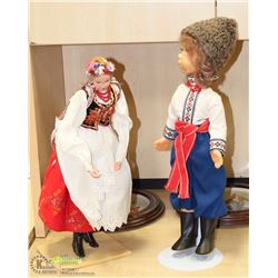PAIR OF UKRAINIAN DOLLS