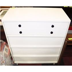 VINTAGE 4 DRAWER CHEST OF DRAWERS