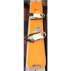 SNOW BOARD WITH BINDINGS.