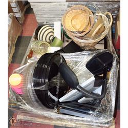 PALLET OF ASSORTED ITEMS INCL PUNCH BOWL & CUPS,