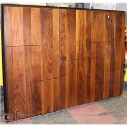 WOOD TONE KITCHEN TABLE WITH WRONG BASE