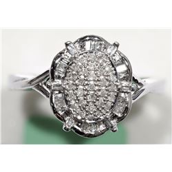 26) 10K WHITE GOLD DIAMOND ANTIQUE STYLE RING